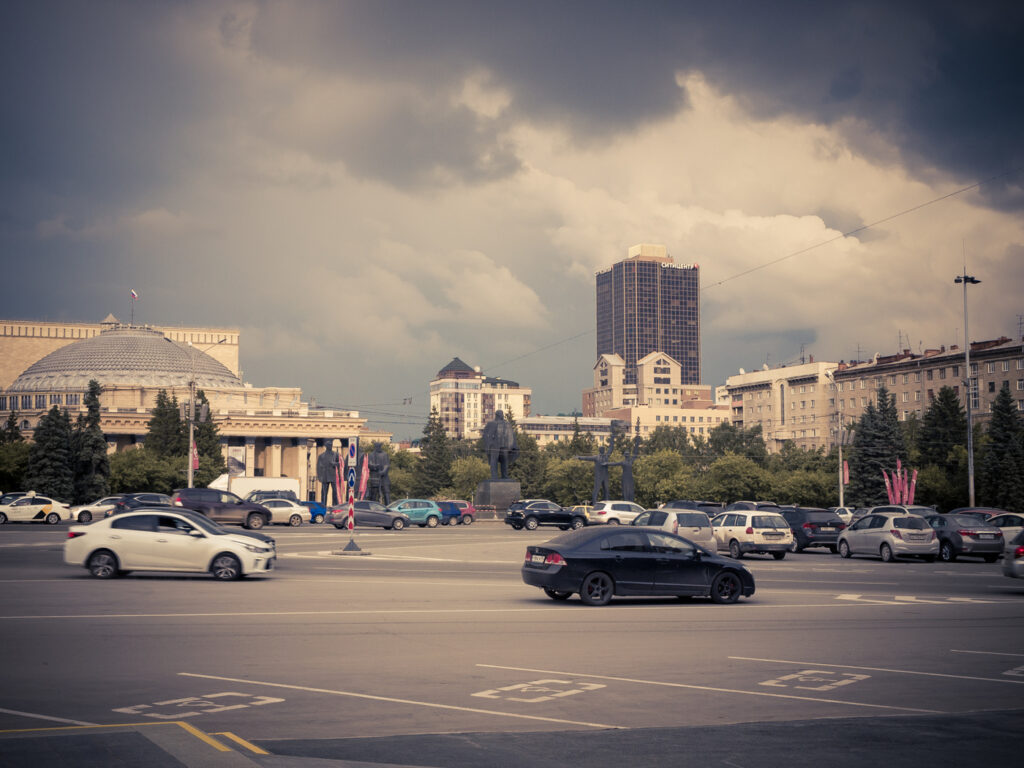 Лето. Стрит. Новосибирск. Фото Елены Берсенёвой